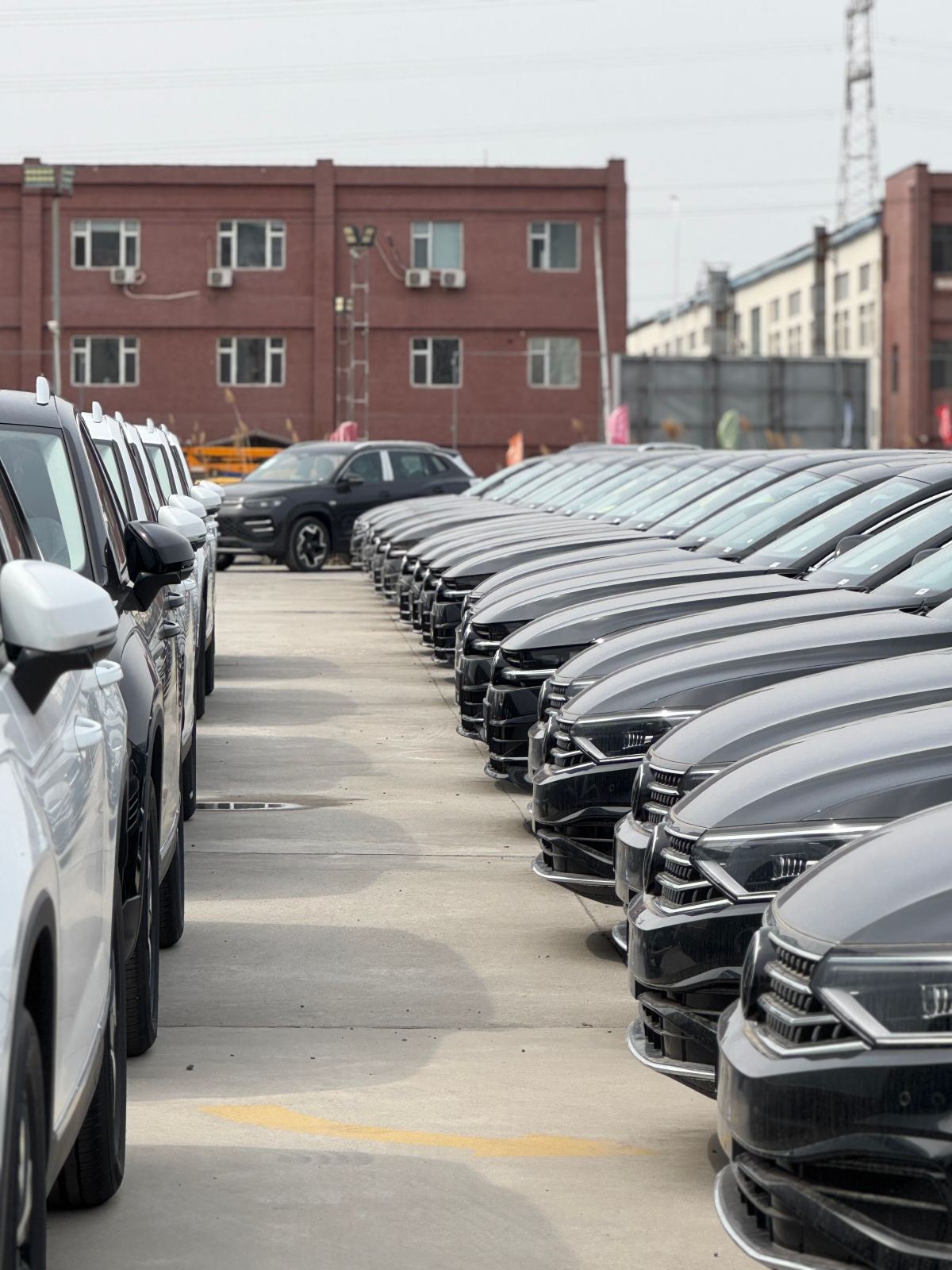Audi Plans Major Restructuring With Volkswagen After Weak Q2 Results — photo 2