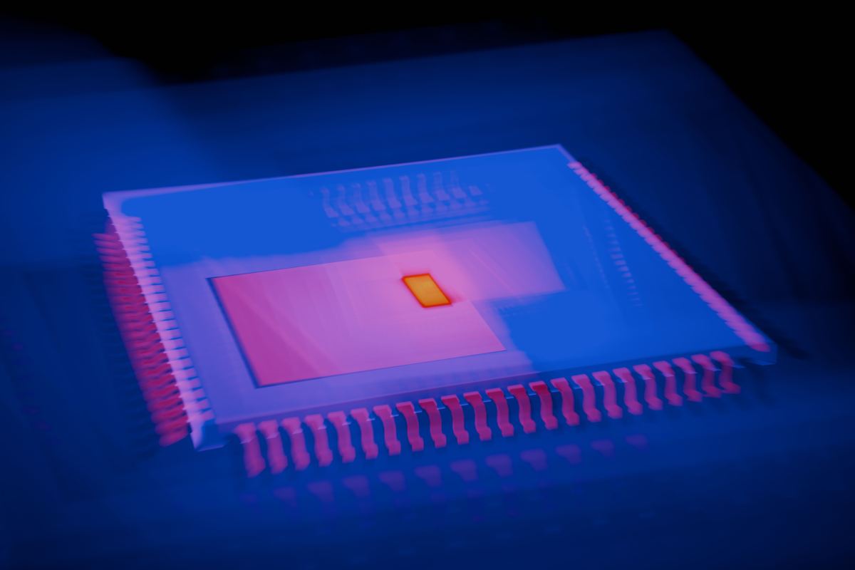 Samsung Predicts Global Chip Shortage Will Last Until 2028 — photo 1