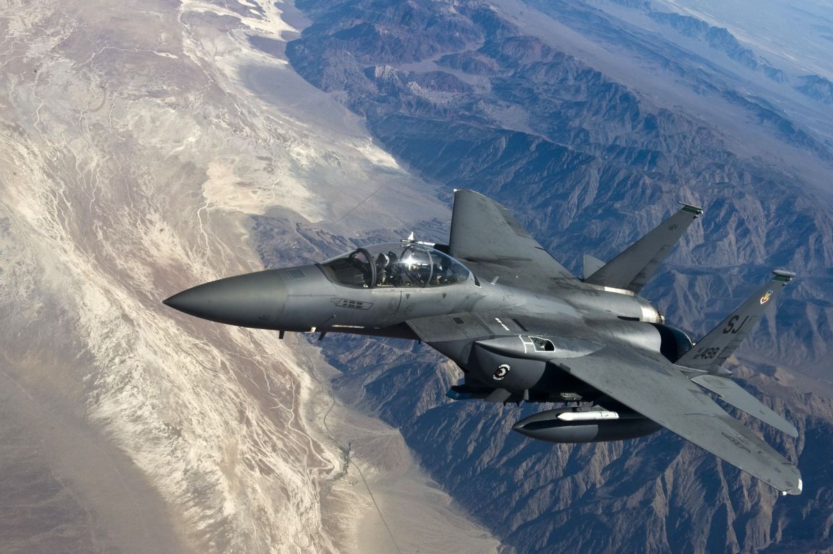 US Launches New Airstrikes on Iran as Tehran Strikes Bahrain, Kuwait and Qatar