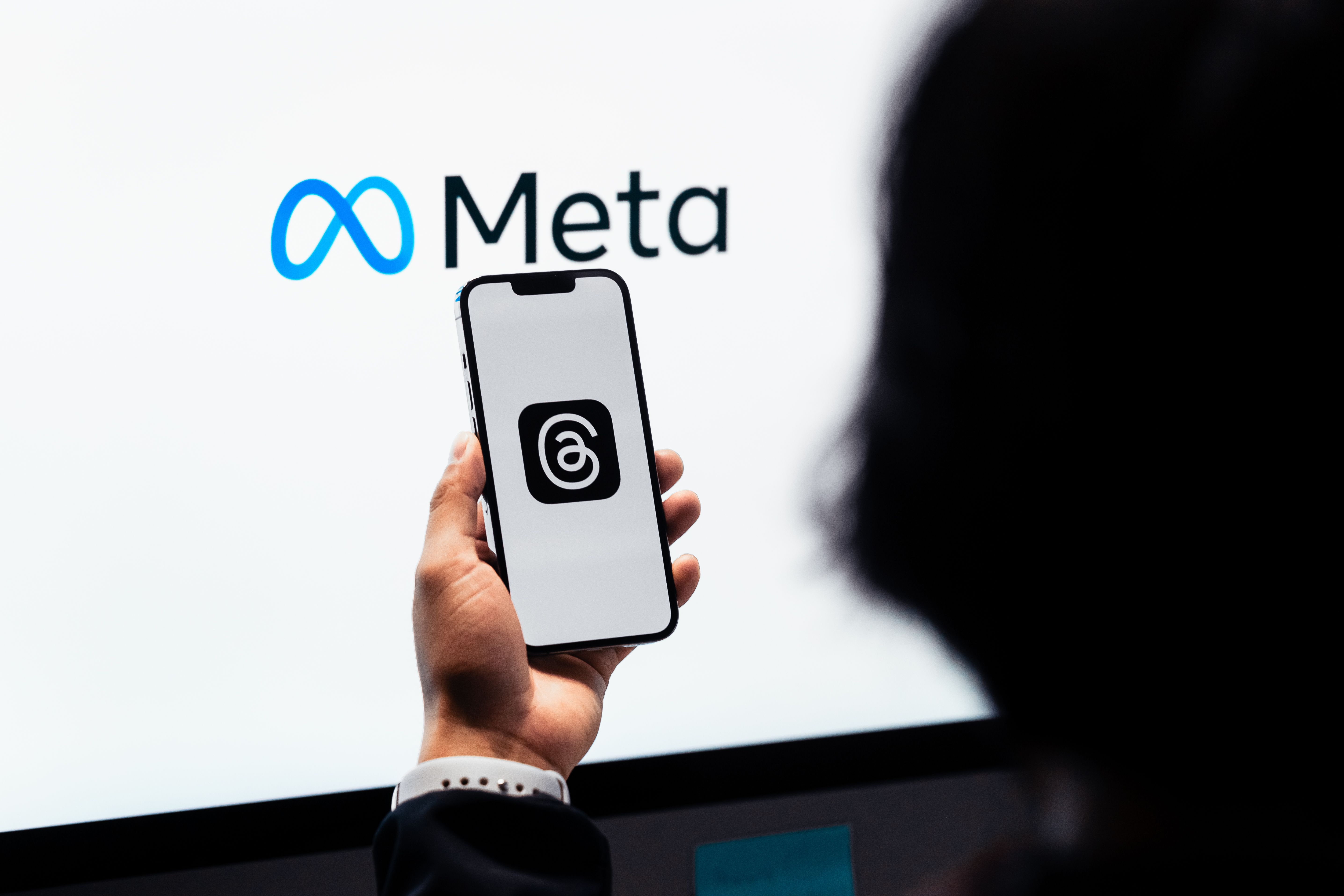 Meta's Free Cash Flow Plunges 91% as Zuckerberg Expands AI Spending