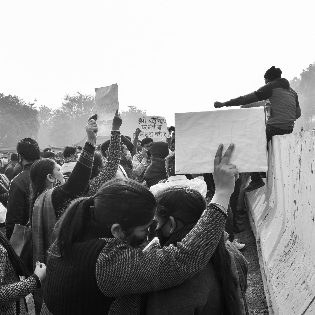 Student Protest Movement Grows as Leaders Hold Talks With Indian Government