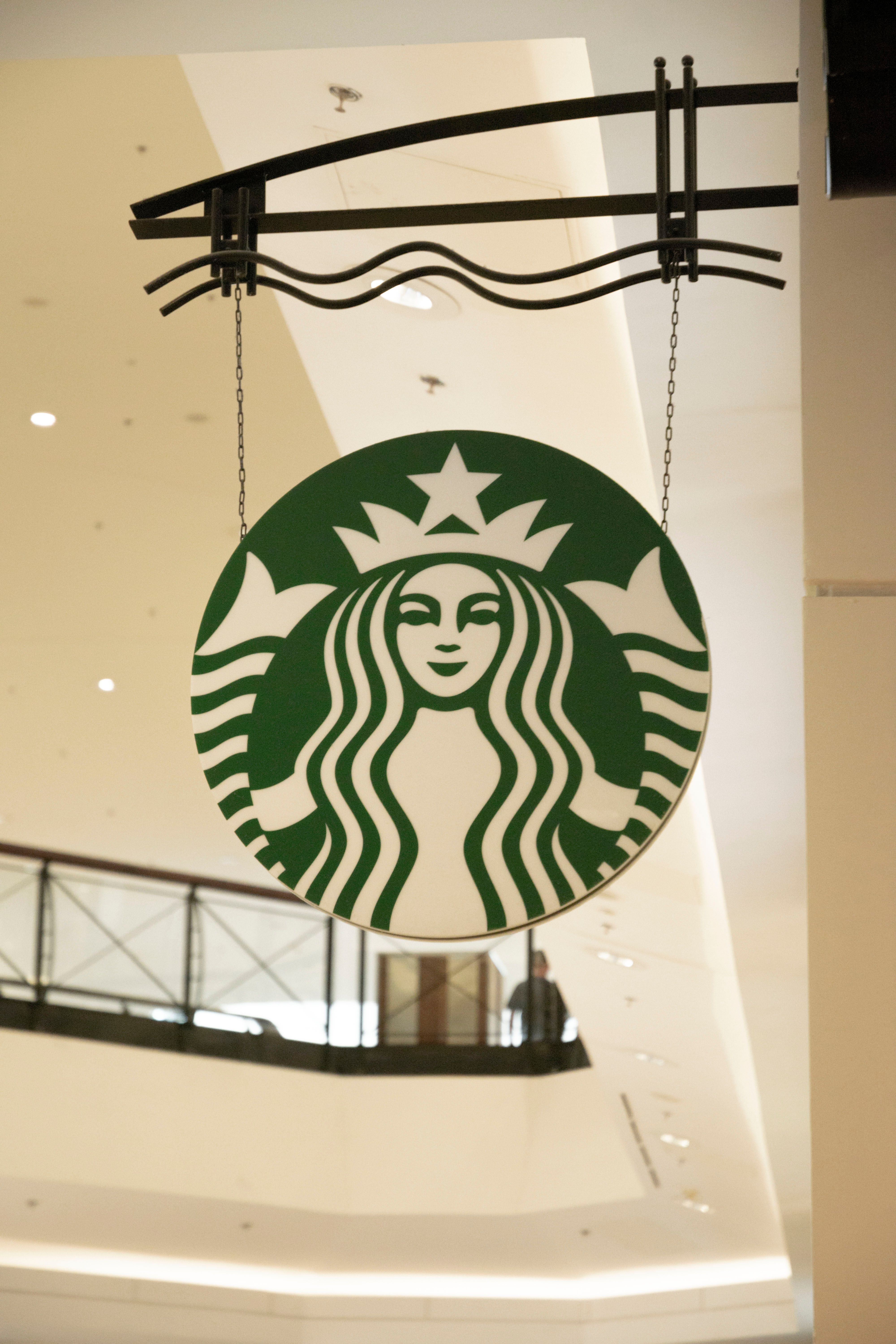 Starbucks Raises 2026 Sales and Profit Forecasts as Turnaround Gains Momentum