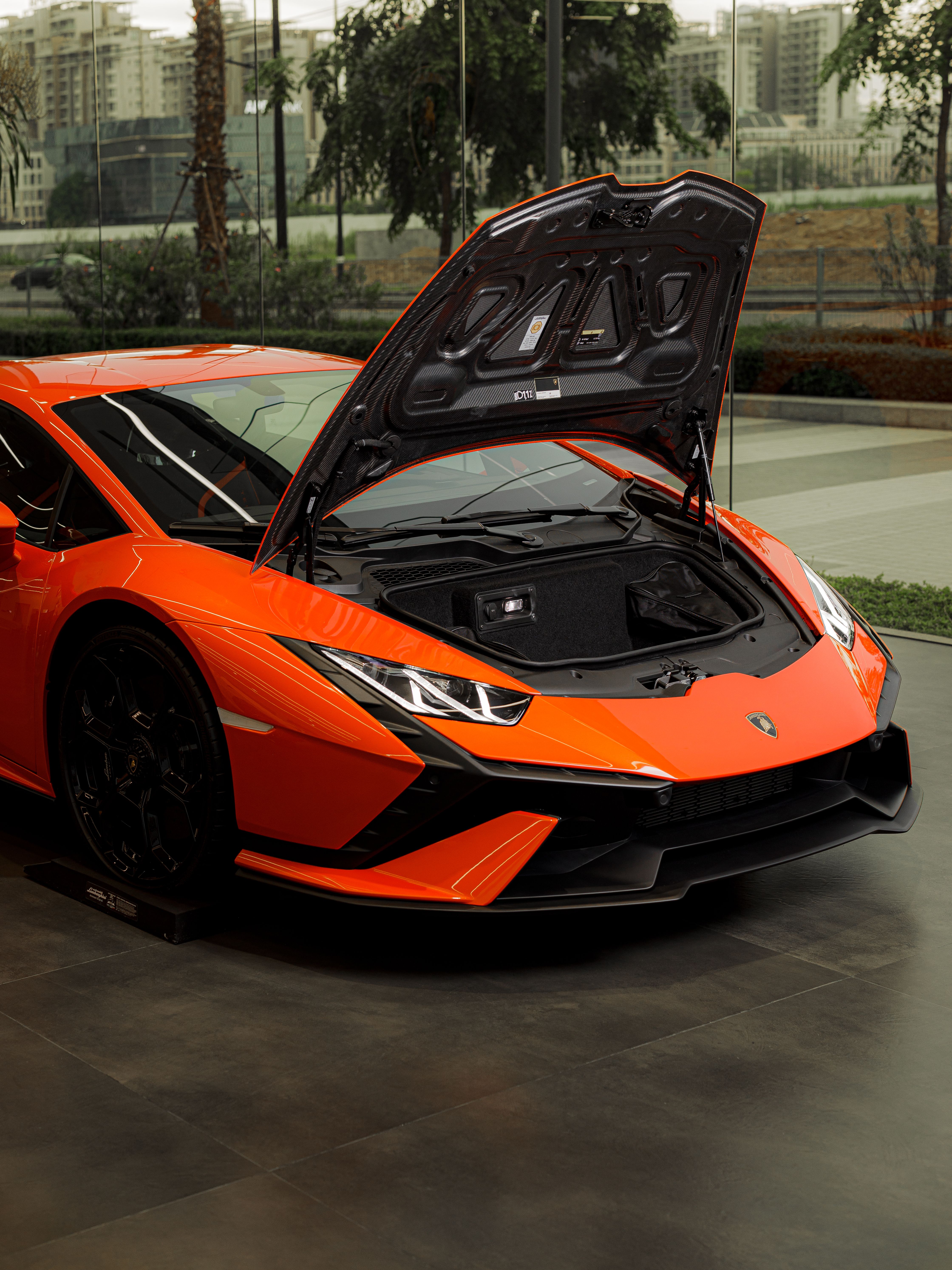 Lamborghini Profit Falls as Tariffs and Geopolitical Tensions Pressure Luxury Cars